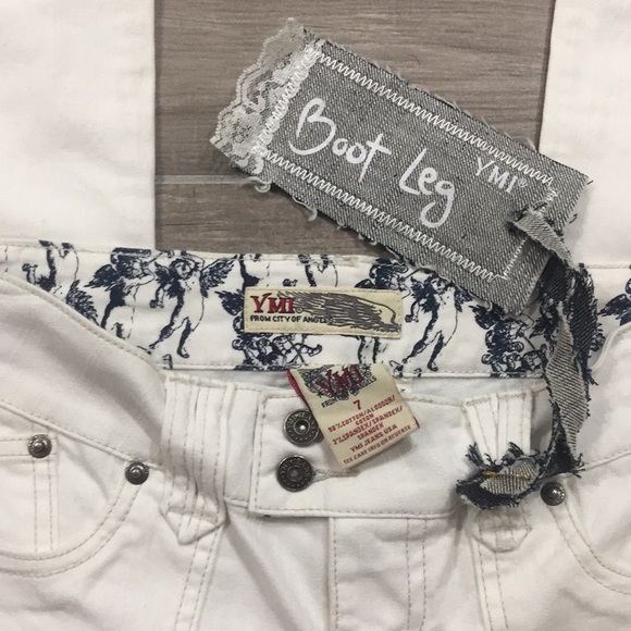 NWOT YMI Size 7 White Boot Leg jeans - Picture 3 of 3